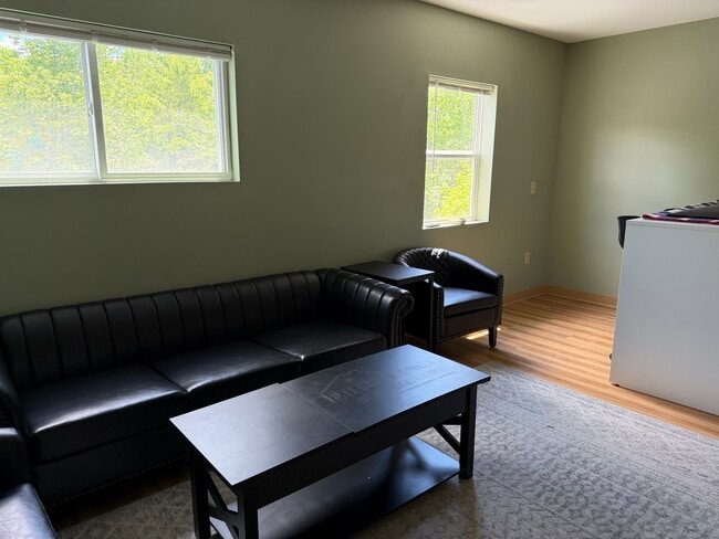 Photo - 9 Violette Way Unit Suite 3