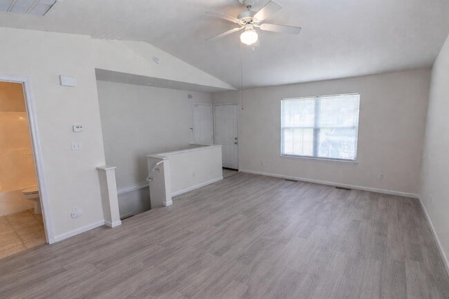 Photo - 3334 E St Charles Rd