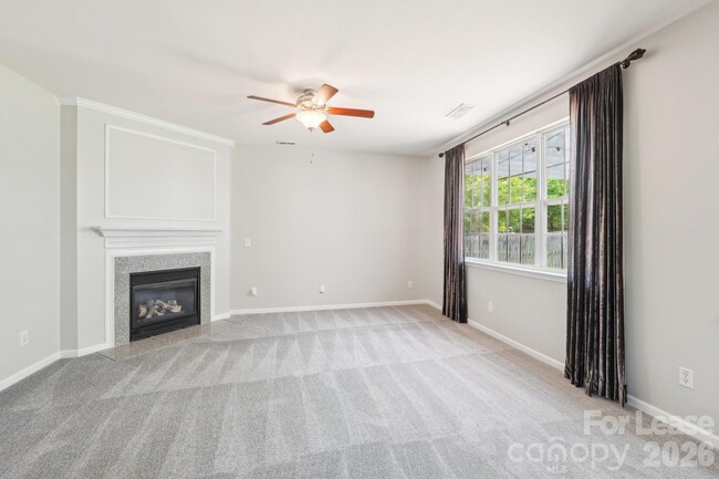 Photo - 14417 Laurel Tree Ln