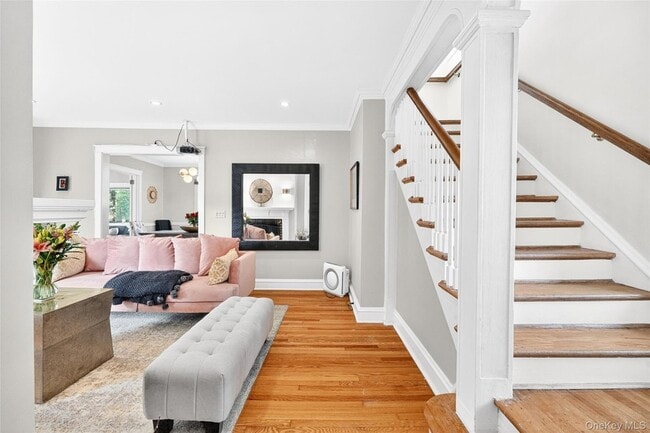 Photo - 14 Columbia Pl