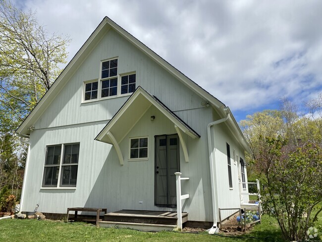 Building Photo - 33 Copse Rd Rental