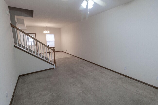 Photo - 5000 Derby Ridge Dr Unit 206