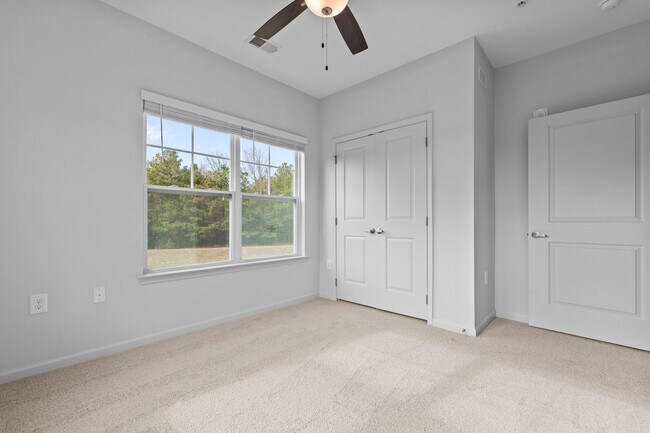 Photo - The Groves at 421