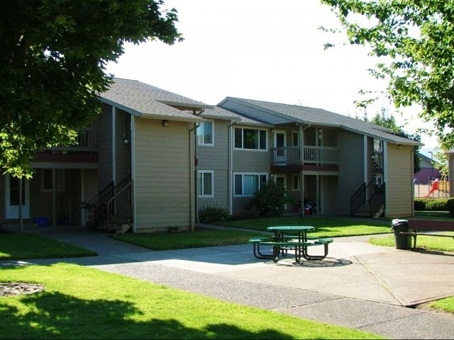 Indian Creek Village - Indian Creek Village Apartments