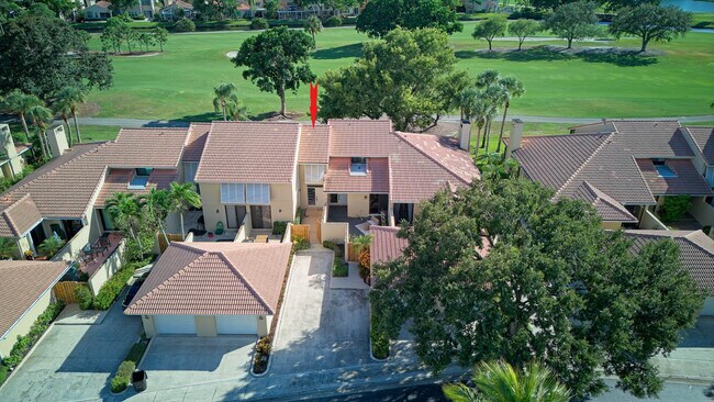 Photo - 293 Old Meadow Way