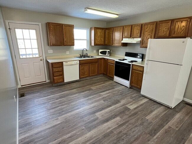 Photo - 3869 Ladd Ridge Rd Unit B