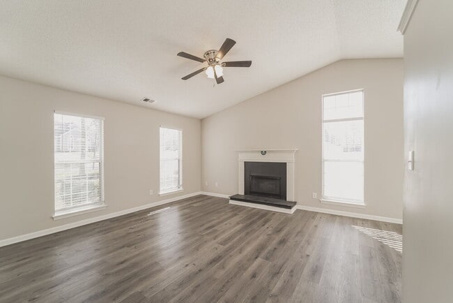 Photo - 9236 Kimmel Ln