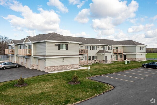 Building Photo - The Highlands of Marshfield Rental