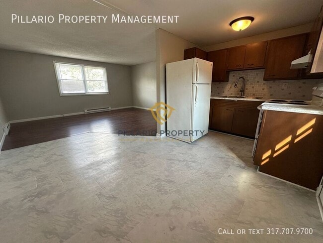 Building Photo - 130 W Howard St Unit 04