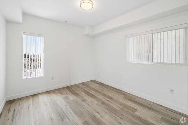 2BR, 2BA - 1,223SF - Second Bedroom