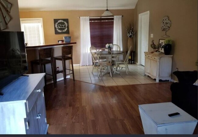 Photo - Adorable 3-Bedroom Home in Waxahachie, TX
