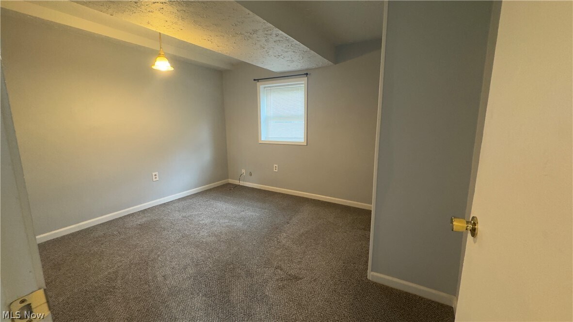 Photo - 1320 W Montrose St Unit 3