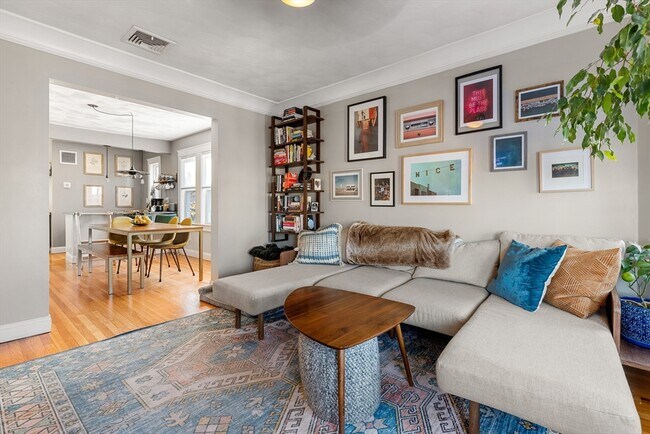 Photo - 24 Thelma Rd Unit Penthouse