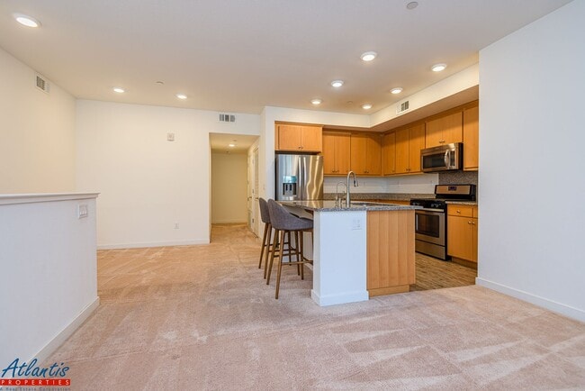 Photo - Lovely Townhouse | Central A/C | Private Balconies