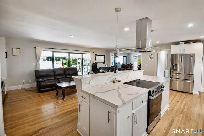 68 Parry Rd