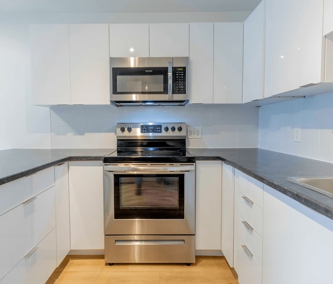 Photo - Southgate Apartments