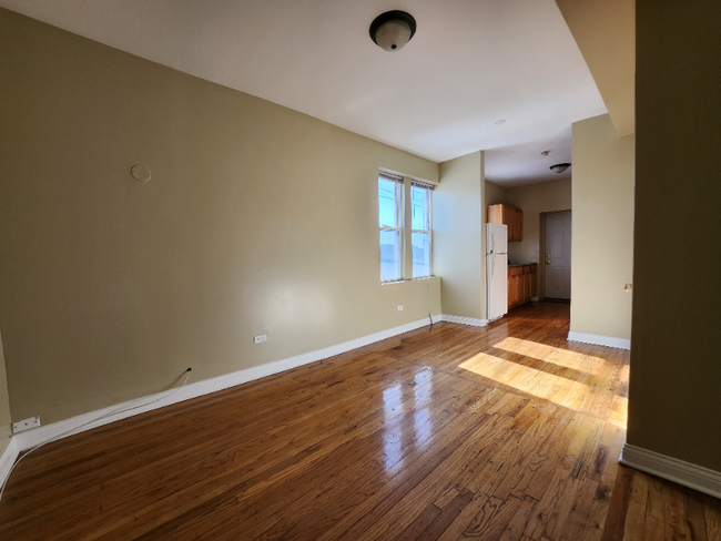 Photo - 1546 N Parkside Ave Apartment Unit 306