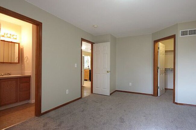 Photo - 730 Ponderosa Dr Unit D