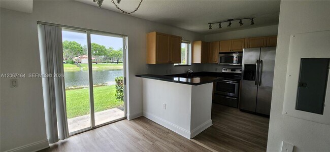 3478 Briar Bay Blvd Unidad 106
