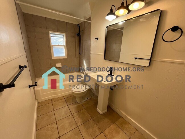 Photo - 412 8th St N Unidad Apartment 3