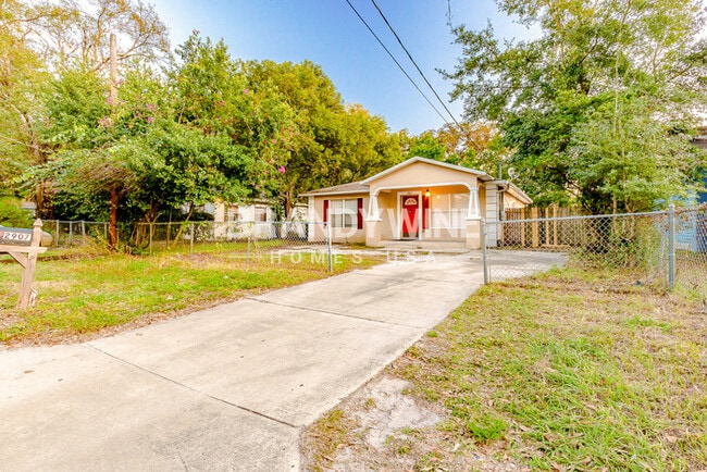 Building Photo - 2907 E 27th Ave Rental