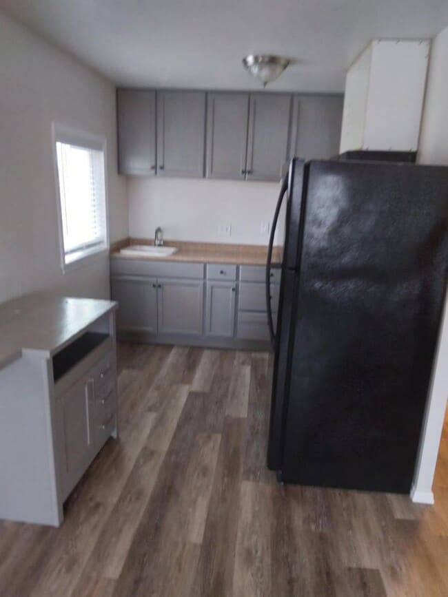 Photo - Cute & Cozy Tiny Home ** In Cordes Lakes!**