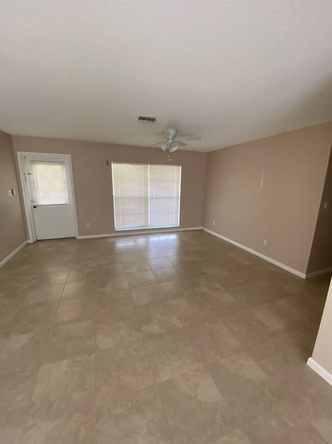 Photo - Ready for you to move in!!
