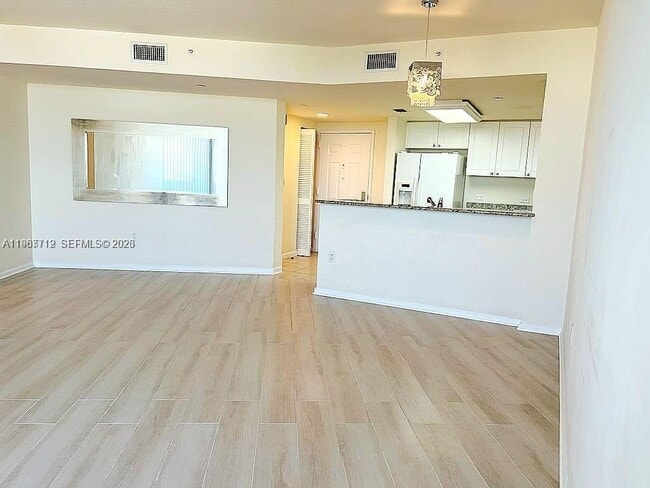 Photo - 19501 W Country Club Dr