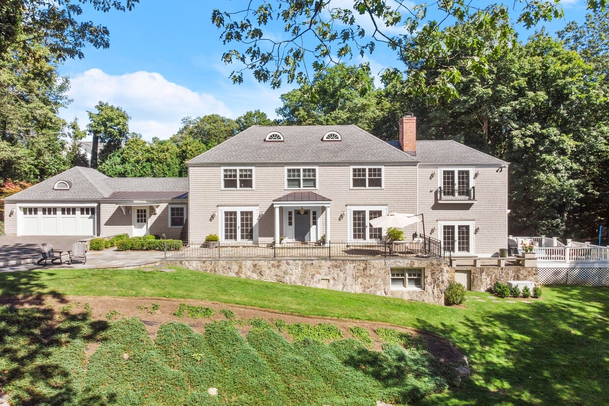 Photo - 36 Evergreen Rd (Greenwich, CT)