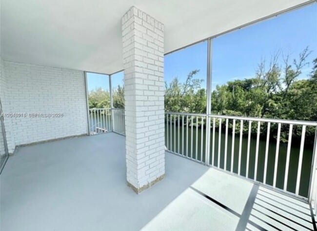 Building Photo - 3660 NE 166th St Unit 315