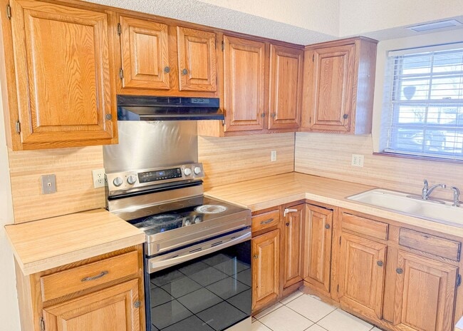 Photo - Prime Edmond Location | 3-Bed Duplex Near Boulevard & Broadway