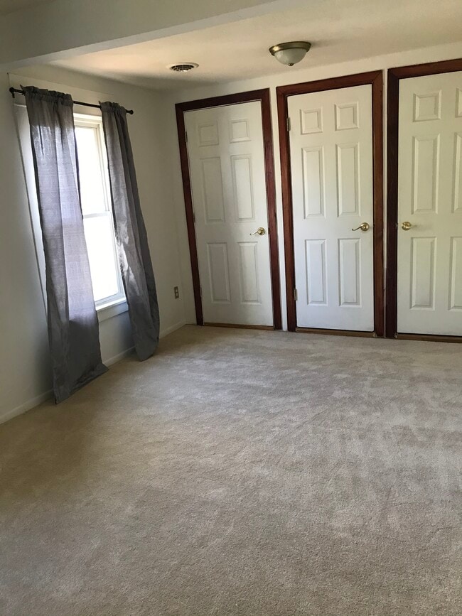 Bedroom 1 - 1301 Jerome St