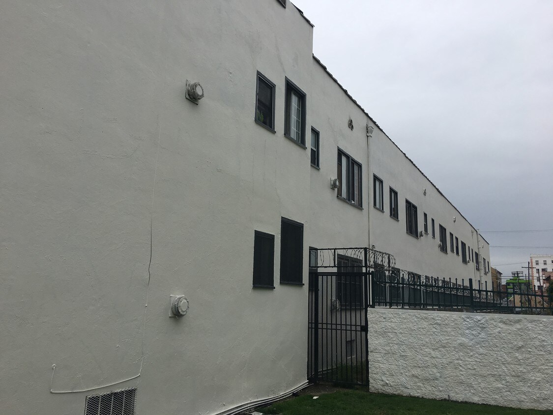 Photo - 511 S Union Ave (Los Angeles, CA)
