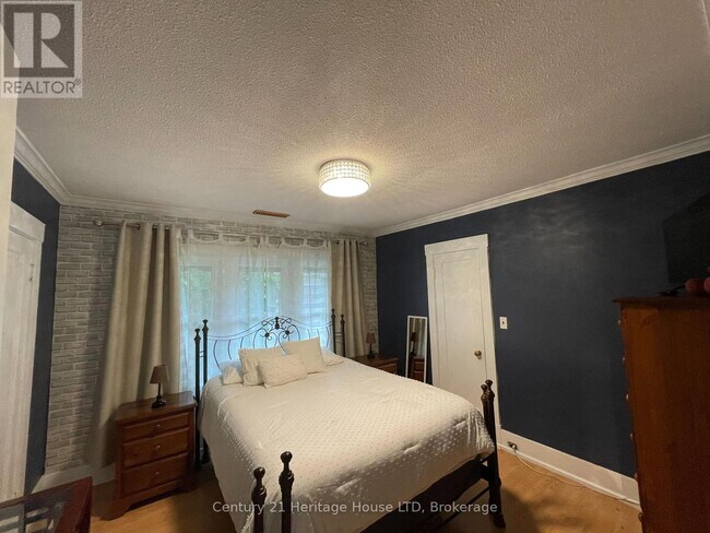 Photo - 6042 Culp St