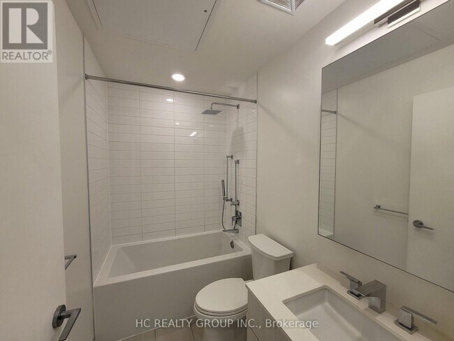 Photo - 25 Richmond St E Unit 2207