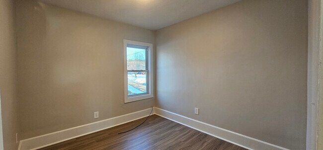 Photo - 8 Dustin St Unit 2