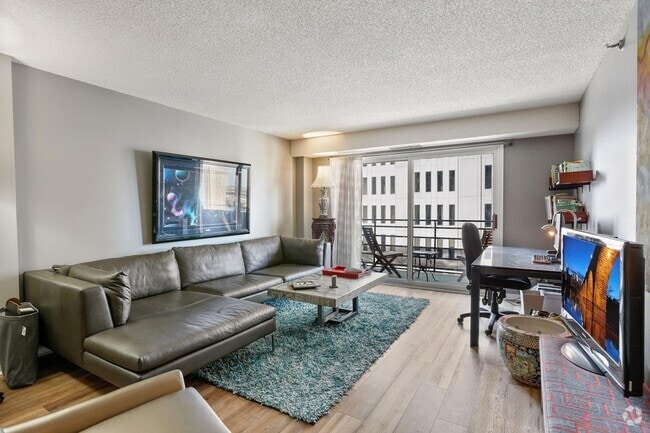 Building Photo - 121 Washington Ave S Rental