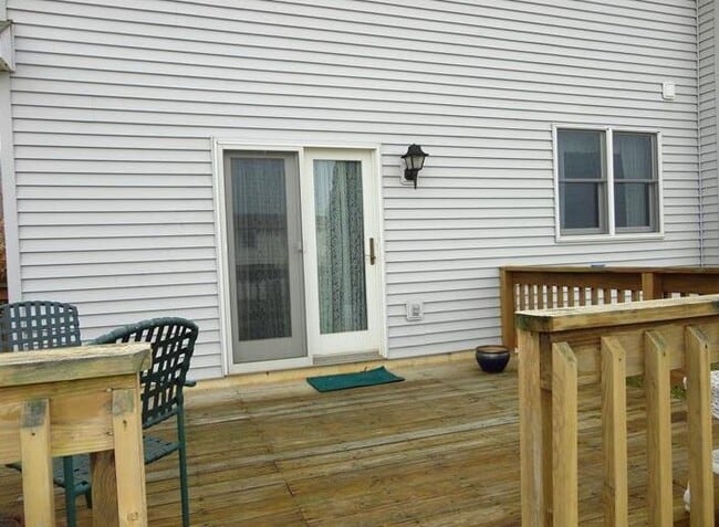 Photo - 317 Sycamore Ln