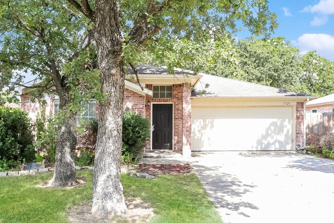 Building Photo - 7325 Meadows Dr N Rental