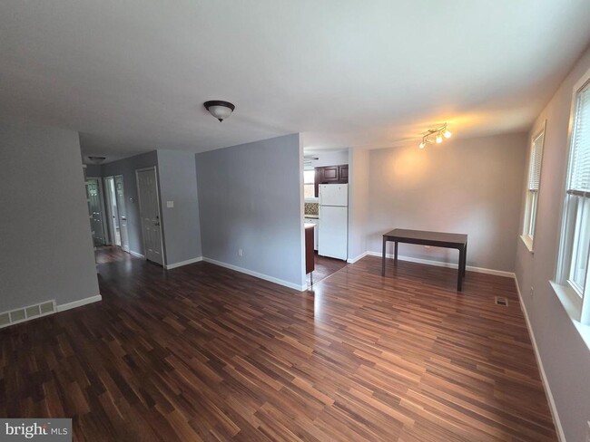 Photo - 224 Robina St