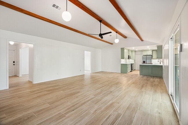 Photo - 416 Southern Oaks Dr