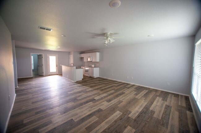 Photo - New Beginnings Start at AMRR: 3 Bedroom in Hill Valley!