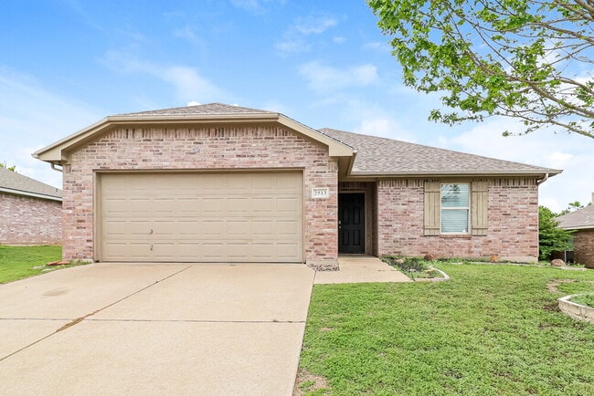 Building Photo - 2513 Buffalo Run