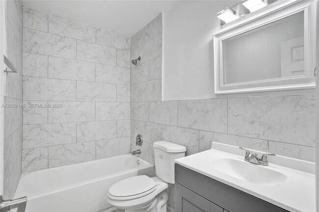 5900 NW 19th St Unit B