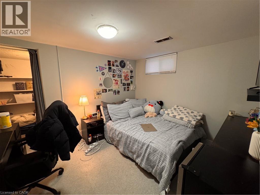 Photo - 105 Marshall St