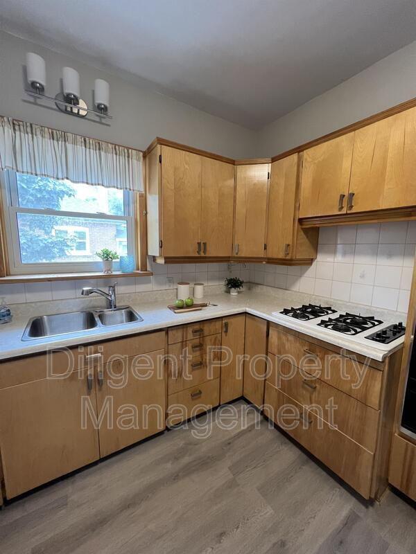 Photo - 164 Prince St