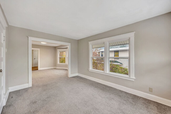 Photo - 2243 Hannaford Ave Unidad 243