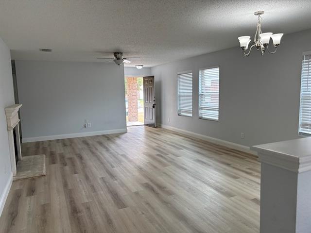 2601 Mitchell Ln