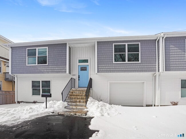 Building Photo - 1974 Kings Hwy