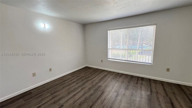 Photo - 2485 NW 33rd St Unit 1610